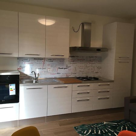 Residenza Elena Apartment Rimini Luaran gambar